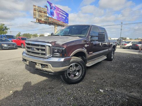 Used 2004 Ford F250 Lariat image 3