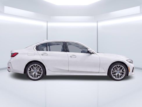 Used 2026 BMW 330i Sedan RWD image 8
