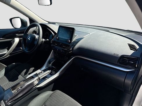Used 2024 Mitsubishi Eclipse Cross LE AWD/4WD image 28
