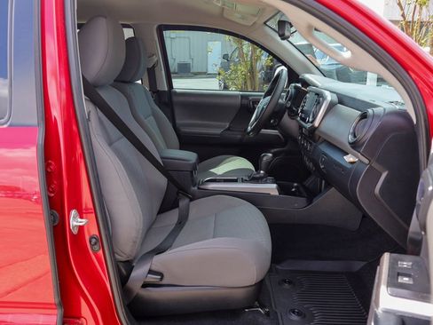Used 2023 Toyota Tacoma SR5 RWD image 9