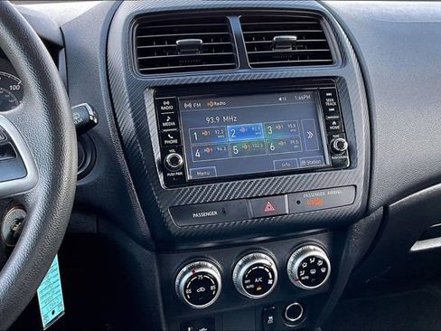 Used 2024 Mitsubishi Outlander Sport ES image 9