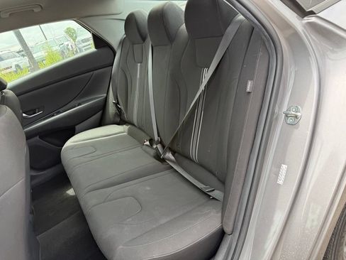 Certified 2024 Hyundai Elantra SEL FWD image 10