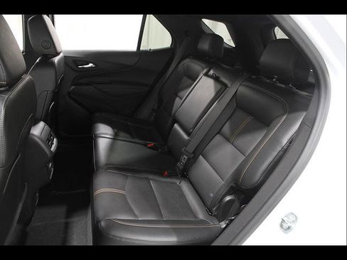 Used 2024 Chevrolet Equinox Premier AWD/4WD image 18
