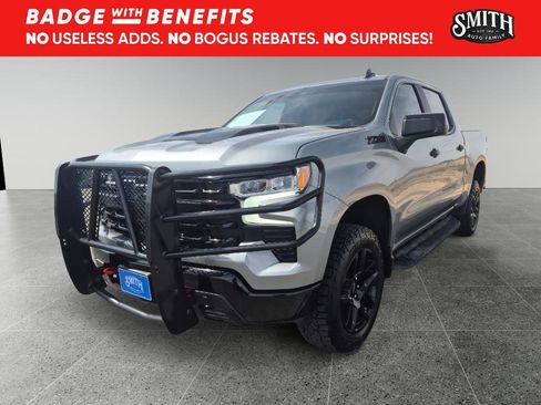 Used 2025 Chevrolet Silverado 1500 LT Trail Boss w/ Convenience Package II AWD/4WD image 8