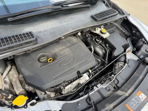 Used 2018 Ford Escape SEL image 17