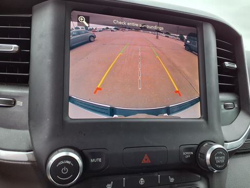 Used 2019 RAM 1500 Big Horn AWD/4WD image 6