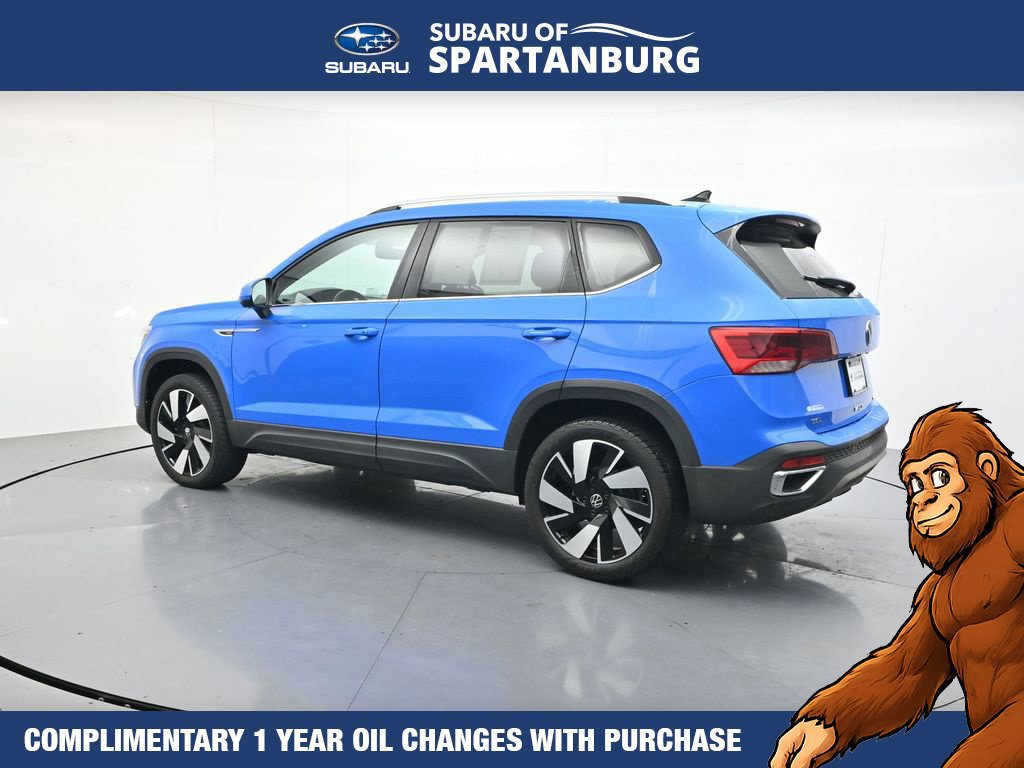 Used 2024 Volkswagen Taos SEL AWD/4WD image 6