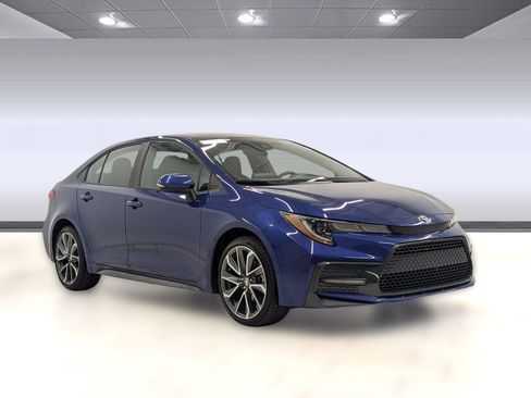Used 2022 Toyota Corolla SE image 6