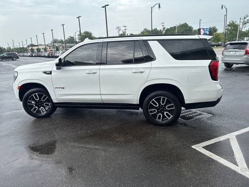 Used 2023 GMC Yukon AT4 AWD/4WD image 6