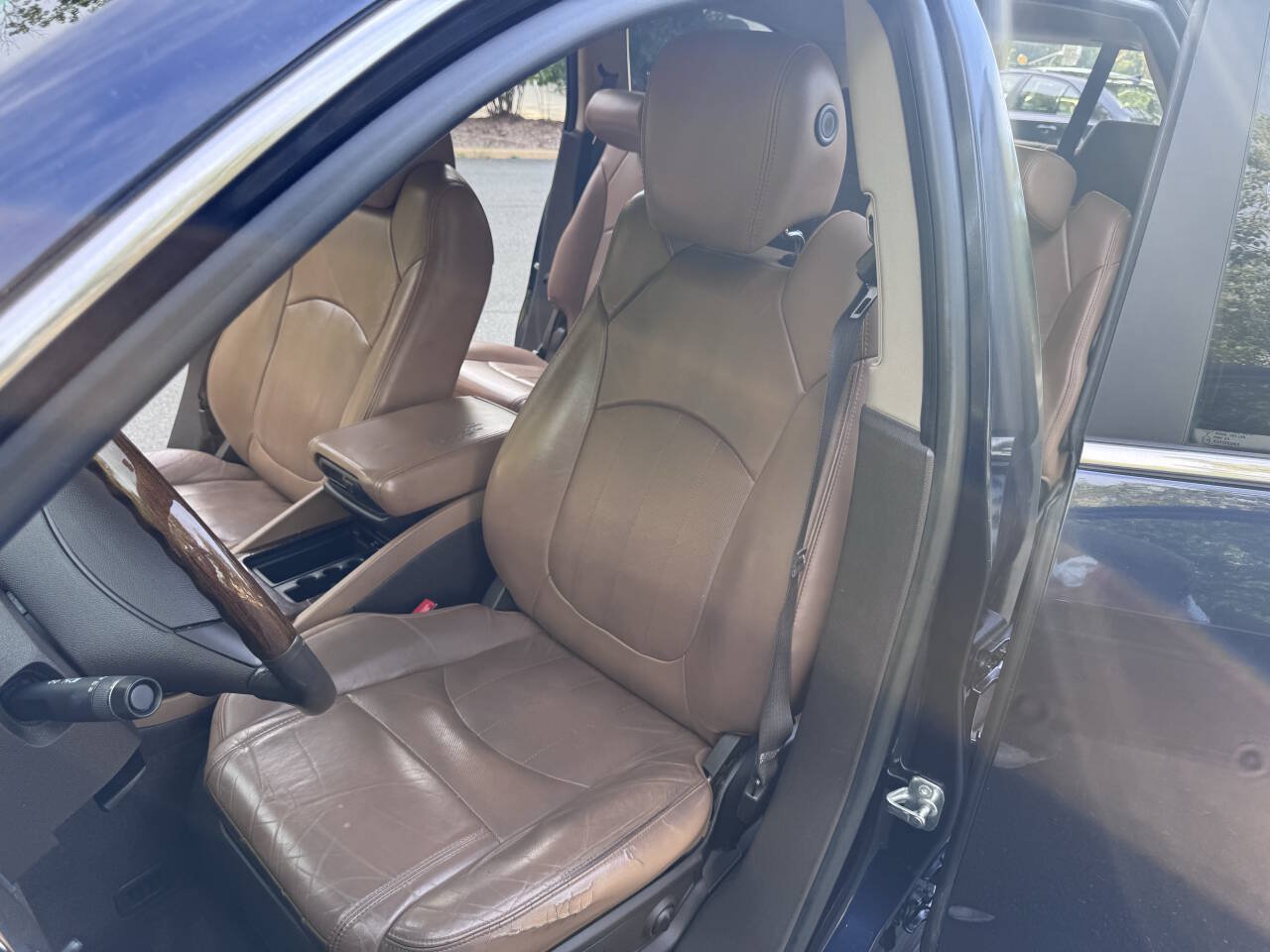 Used 2015 Buick Enclave Leather FWD image 15