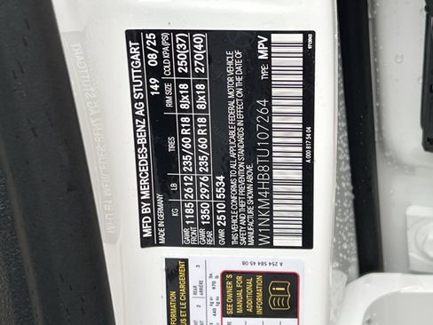 Used 2026 Mercedes-Benz GLC 300 4MATIC image 35