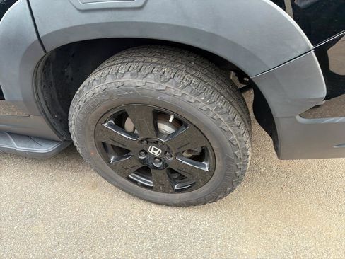 Used 2022 Honda Pilot TrailSport image 14