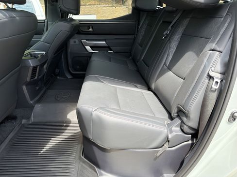Used 2025 Toyota Tundra SR5 w/ SR5 Premium Package AWD/4WD image 20