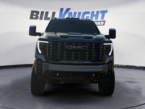 Used 2024 GMC Sierra 2500 Denali Ultimate image 8