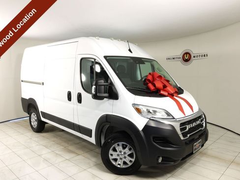 Used 2024 RAM ProMaster 2500 w/ Quick Order Package 22G SLT FWD image 1