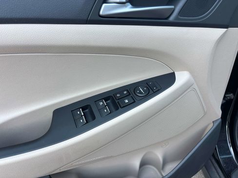 Used 2016 Hyundai Tucson Limited w/ Option Group 03 AWD/4WD image 13