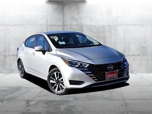 New 2025 Nissan Versa SV image 2