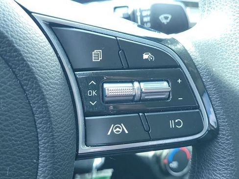 Used 2023 Kia Forte LXS w/ LXS Technology Package FWD image 24