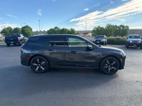 Used 2024 BMW iX xDrive50 w/ Premium Package AWD/4WD image 6
