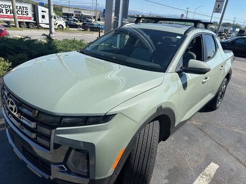 Used 2025 Hyundai Santa Cruz Limited image 10