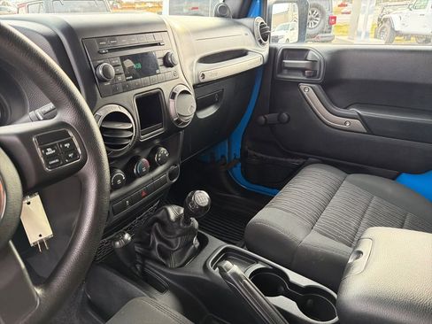 Used 2012 Jeep Wrangler Sport image 32