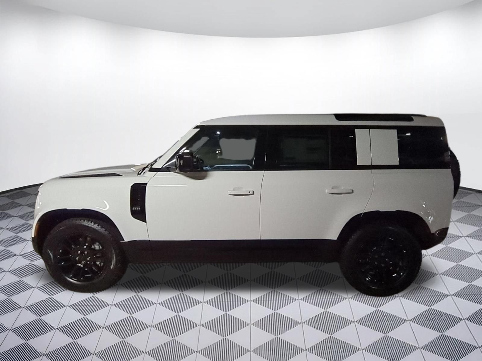 New 2026 Land Rover Defender 110 X-Dynamic SE AWD/4WD image 2