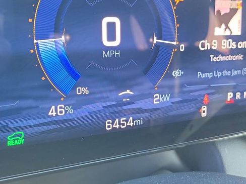 Certified 2025 Chevrolet Equinox EV LT image 25