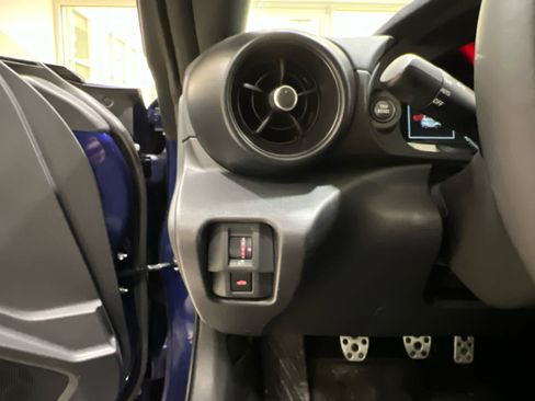 Used 2025 Toyota GR86 Premium w/ ALL Weather Mat Package (TMS) image 16