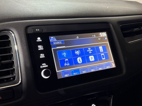 Used 2022 Honda HR-V EX-L image 26