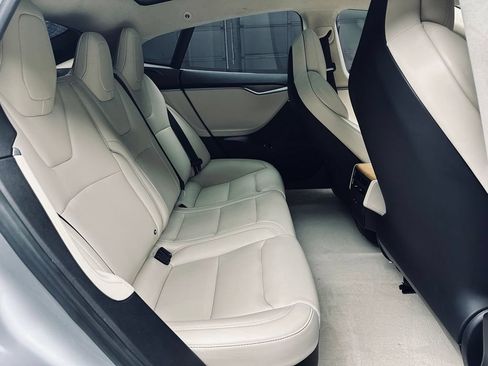 Used 2018 Tesla Model S 100D AWD/4WD image 21