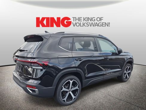 New 2025 Volkswagen Taos SEL image 3