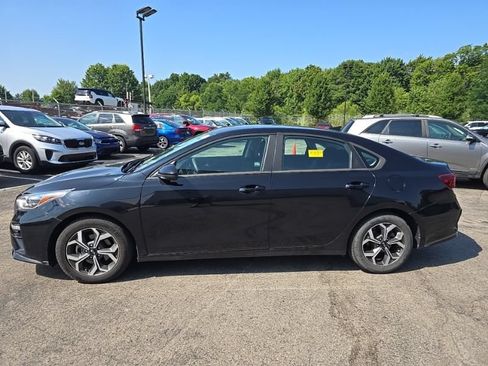 Certified 2021 Kia Forte LXS FWD image 4