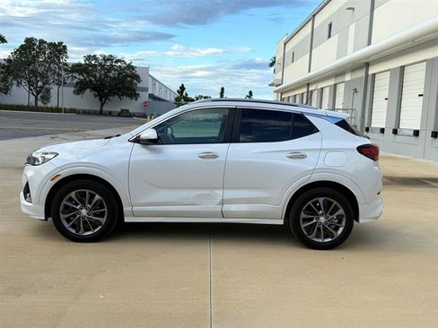 Used 2022 Buick Encore GX Select w/ Sport Touring Package image 3