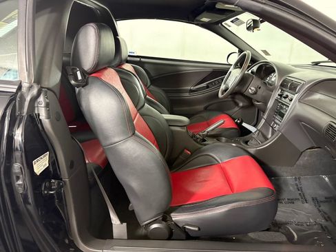 Used 2004 Ford Mustang GT RWD image 28