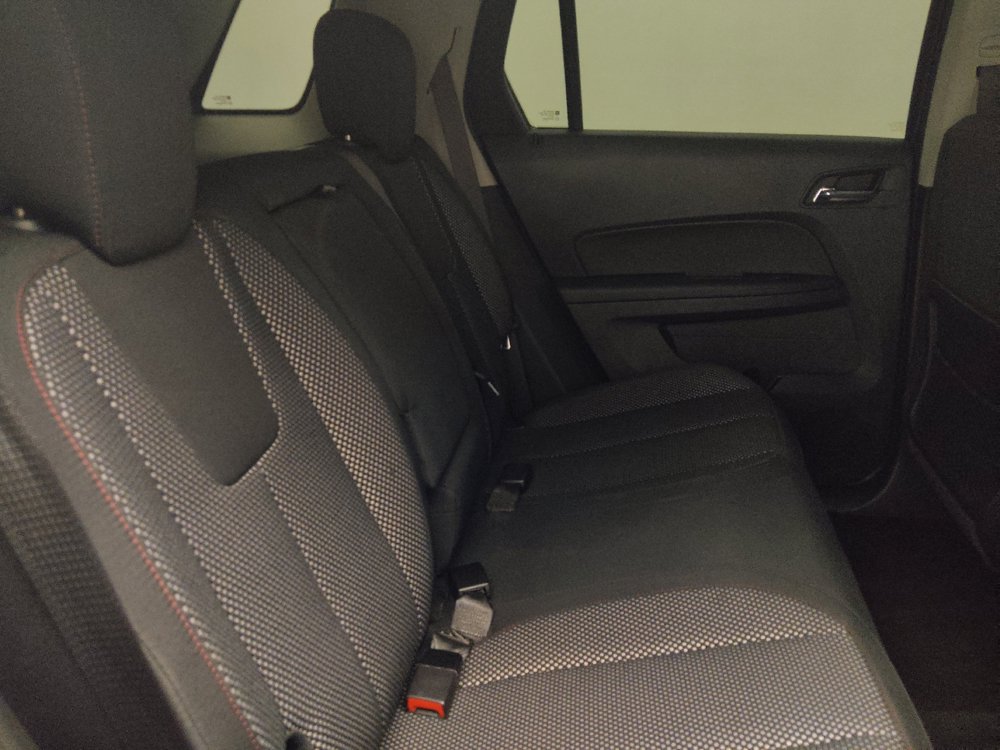 Used 2017 GMC Terrain SLE FWD image 19