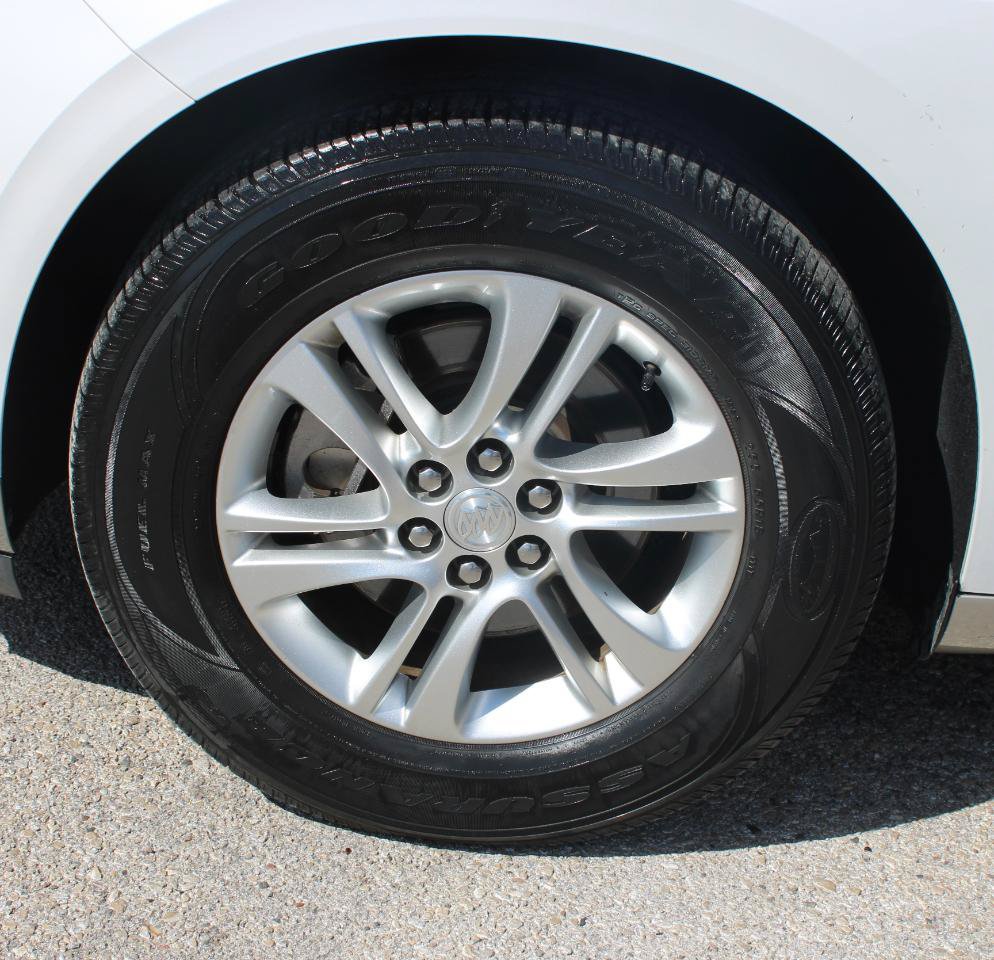 Used 2019 Buick Enclave Premium w/ Trailering Package, 5000 lbs. AWD/4WD image 7
