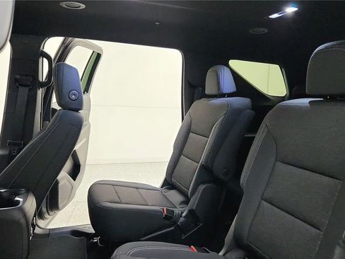 New 2026 Chevrolet Traverse LT w/ Midnight/Sport Edition image 31