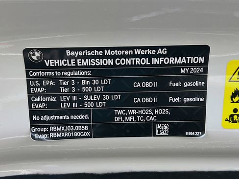 Used 2024 BMW X5 sDrive40i w/ Premium Package image 24