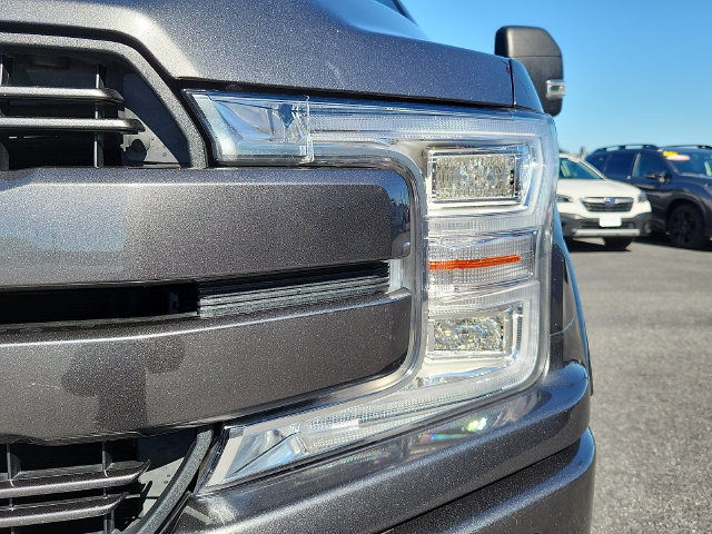 Used 2018 Ford F150 Lariat w/ Equipment Group 502A Luxury AWD/4WD image 9