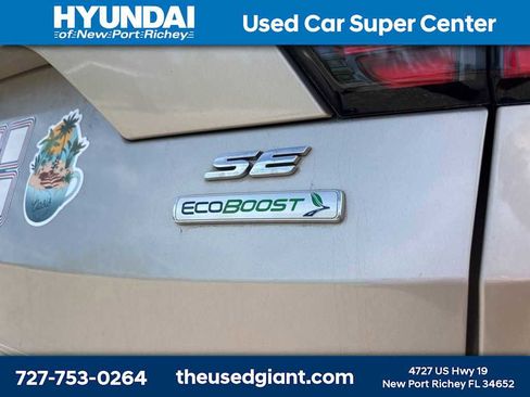 Used 2018 Ford Escape SE image 5