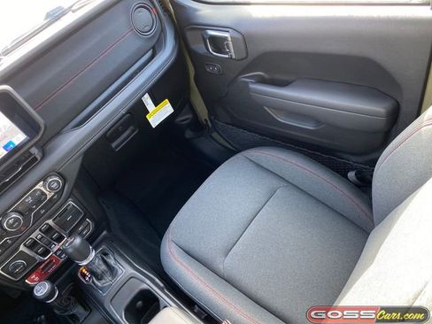 New 2026 Jeep Wrangler Unlimited Rubicon image 15