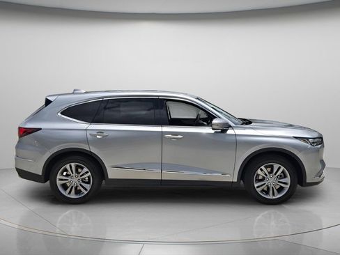 Used 2024 Acura MDX FWD image 3