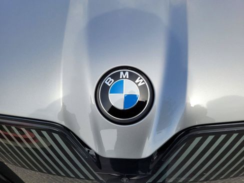 Certified 2026 BMW iX xDrive45 w/ Premium Package AWD/4WD image 36