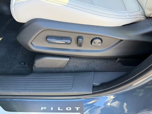 New 2026 Honda Pilot Touring image 25