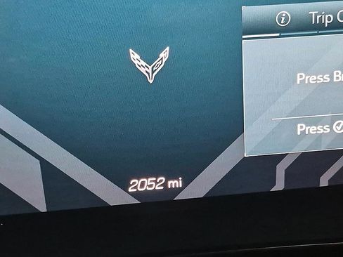 Used 2025 Chevrolet Corvette Stingray Premium Conv w/ Z51 Performance Package RWD image 20