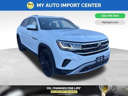 Used 2023 Volkswagen Atlas Cross Sport SE w/ Panoramic Sunroof Package