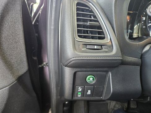 Used 2019 Honda HR-V EX image 28
