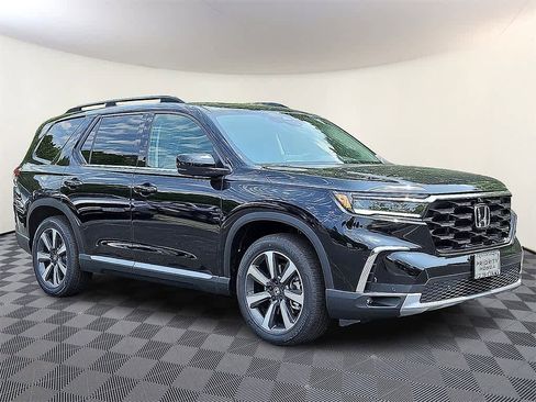 New 2025 Honda Pilot Elite image 2