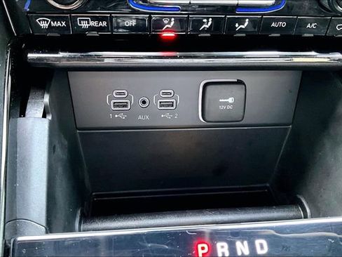 Used 2023 Jeep Grand Cherokee Limited w/ Black Appearance Package image 25