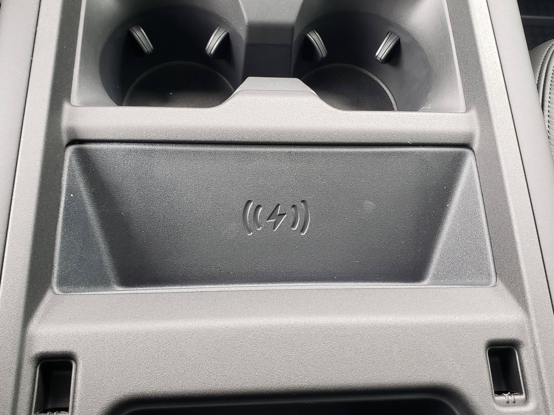 New 2026 Land Rover Defender 110 Trophy Edition AWD/4WD image 22